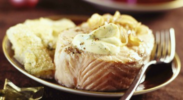 How to make a roasted salmon with champagne?