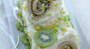 Festive recipe: Kiwi log cake with ginger and white chocolate