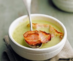 Gourmet recipe: Cabbage soup with bacon