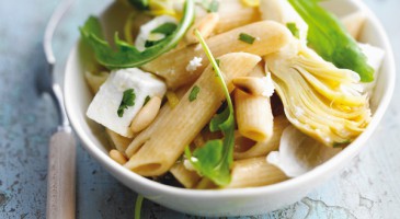 Starter recipe: Pasta salad with artichokes and feta