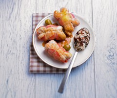 Gourmet recipe: Chicken olives with cheddar