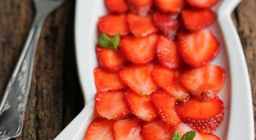Quick recipe: Strawberry carpaccio