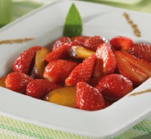 Fuit dessert recipe: Strawberry and peach salad