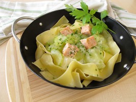 Easy reciep: Salmon pasta salad