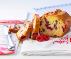 Dessert recipe: Raspberry and raisin pound cake