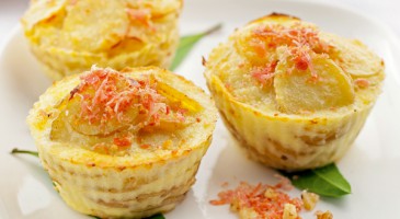 Easy reicpe: Potato cupcakes with bacon and walnuts
