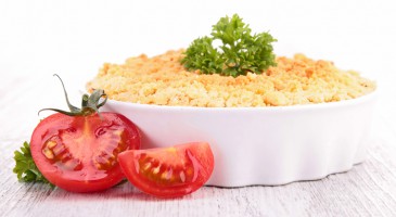 Easy recipe: Fish crumble with tomato confit
