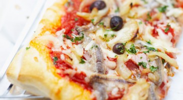 Easy recipe: Anchovy pizza