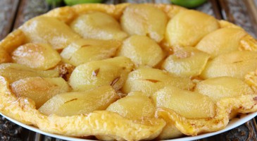 Easy recipe: Pear tarte tatin