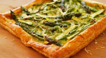 Easy starter recipe: Green asparagus tart