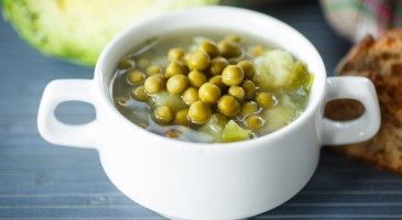 Starter recipe: Pea velouté soup