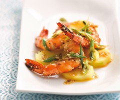 Easy recipe: Stir-fried potatoes with spring onions and sesame prawn
