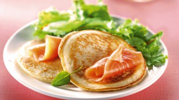 Easy recipe: Potato pancakes with smoked salmon