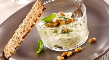 Easy recipe: Cream of cucumber with mint and soy