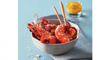 Appetizer recipe: Salt-crusted prawns with lemongrass sauce