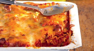 Italian recipe: Lasagna Bolognese