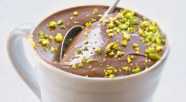 Easy recipe: Chocolate spread with pistachios